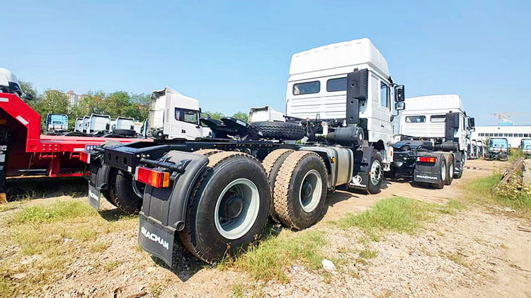 Shacman F3000 6x4 Truck Head for Sale Price in Panama