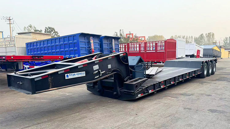 3 Axle 60 Ton Lowboy Trailer for Sale Price in Panama