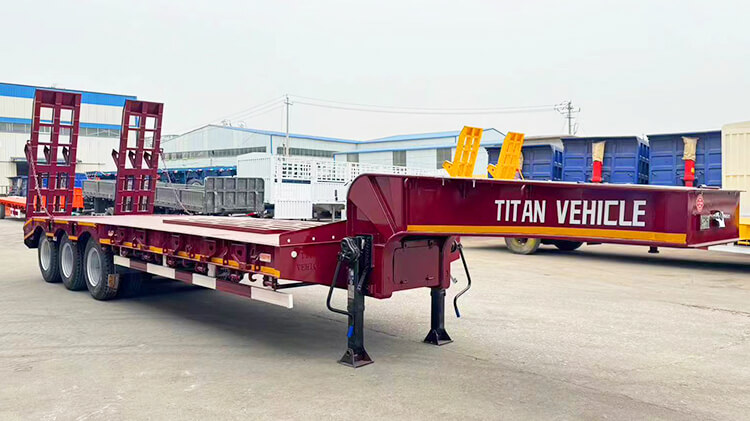 3 Axle 80 Ton Lowbed Truck for Sale in Panama